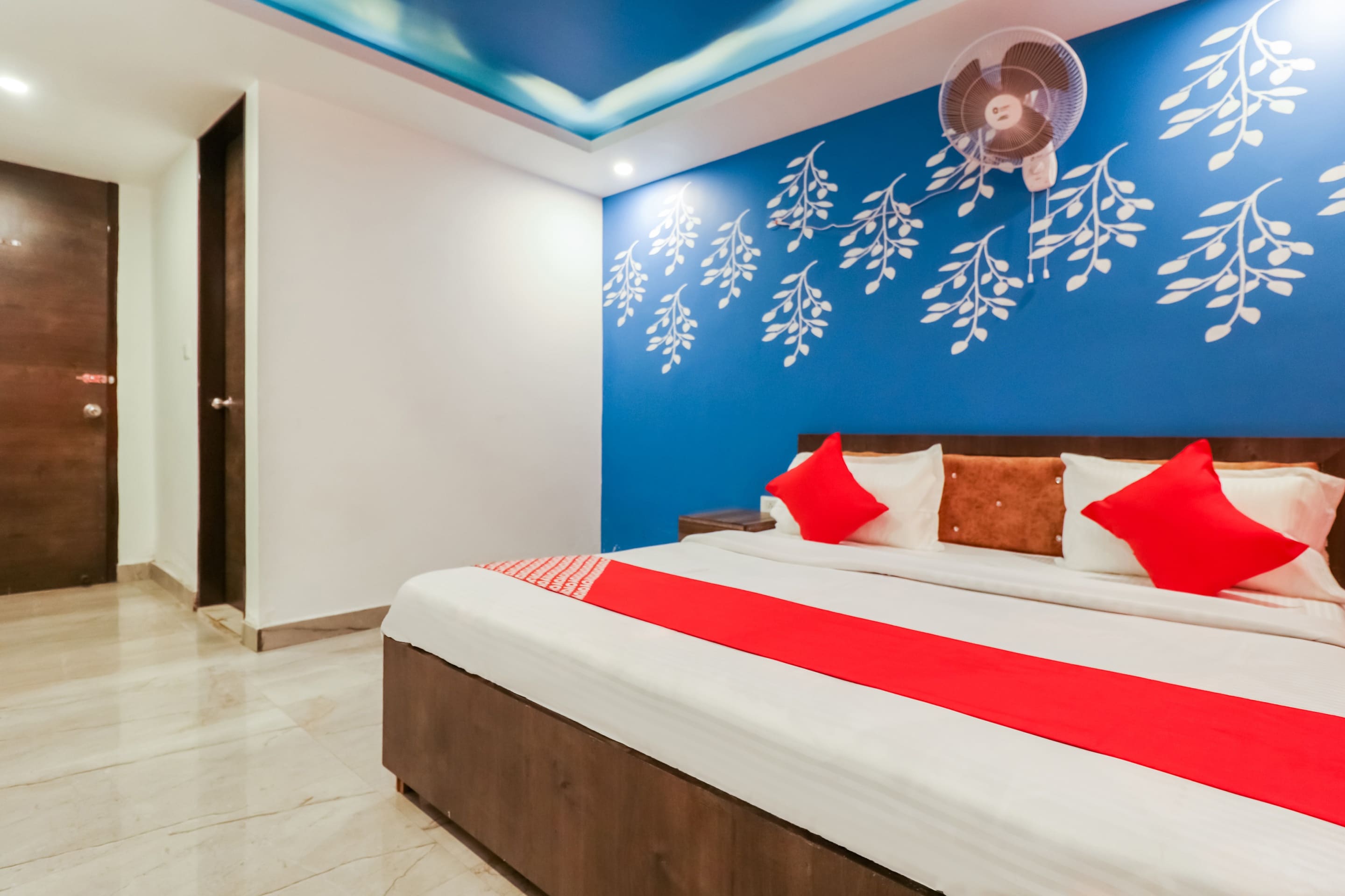 Hotel O Sushant Stays - Tap to explore photos