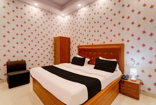 Super Hotel O Shobhika Inn