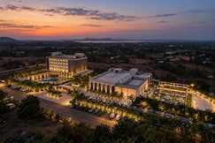 Palm Springs Resort And SPA, Nashik