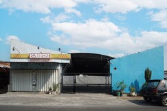 Hotel O Hidayah Homestay Syariah, Sidoarjo