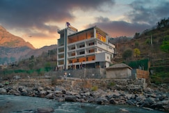Echor Palm Bliss Riverside Resort & Spa Kasol Bar & Lounge, Nermand