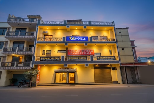 FabHotel Z Heart