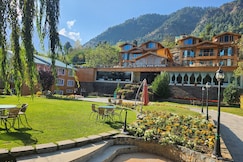 Pine Spring Resort, Pahalgam