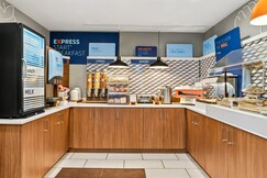 Holiday Inn Express Hotel & Suites Marion, Morrow
