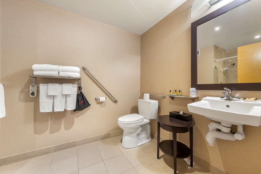 Best Western Plus Perth Parkside Inn & Spa - Tap to explore photos
