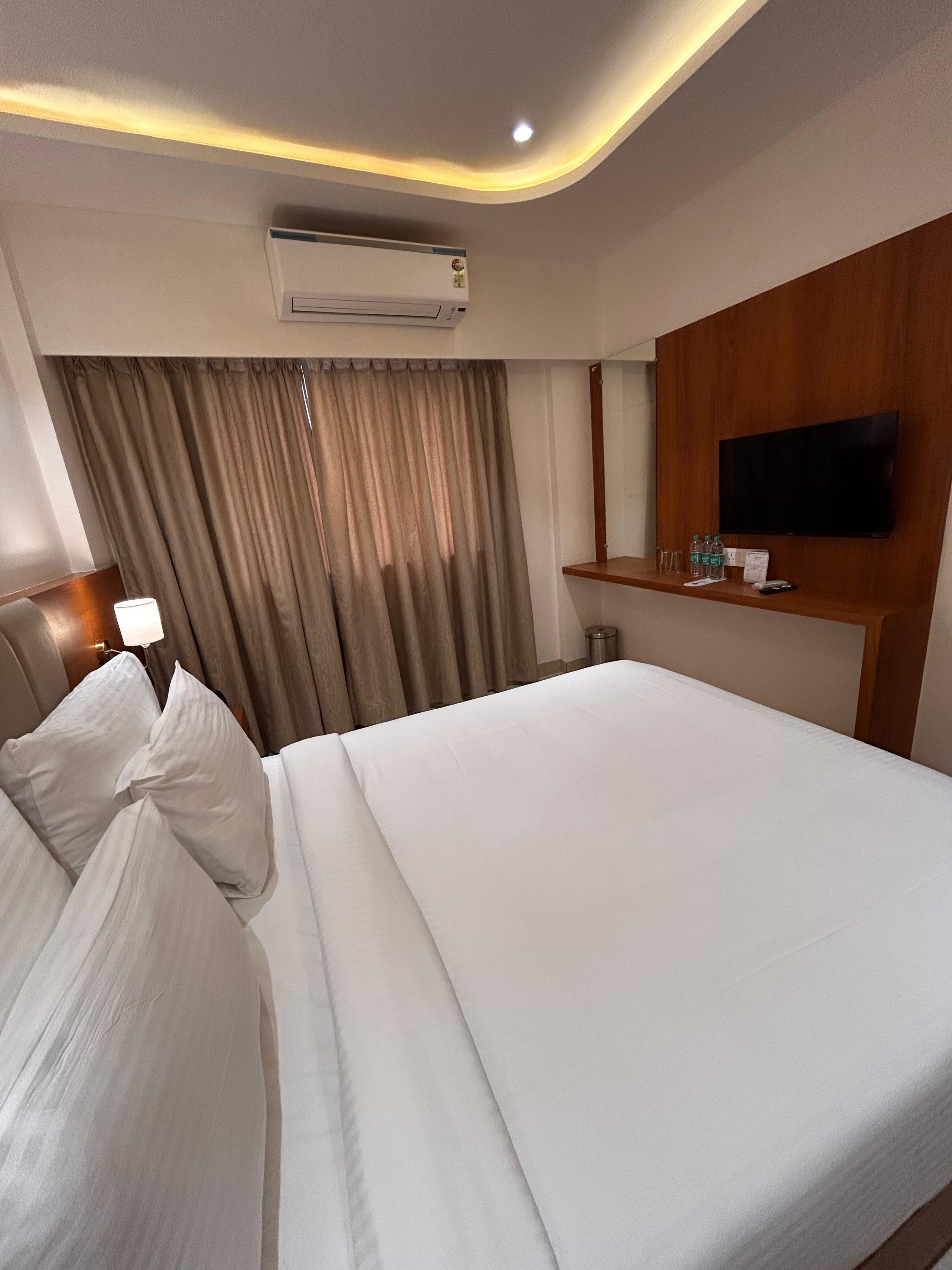 Hotel Neem Heritage 2
