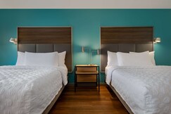 Tru by Hilton Merrillville, Porter