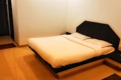 Silver Miles Highway Resort Manor, Palghar