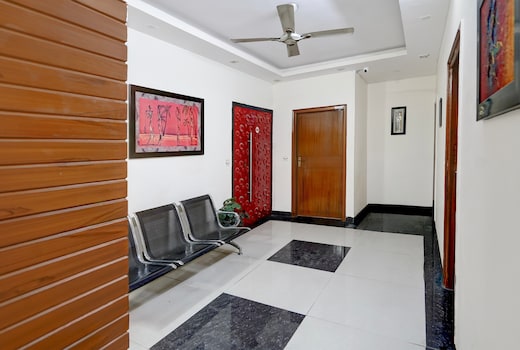 Collection O Bus Terminal Haldwani Formerly Moti Tower