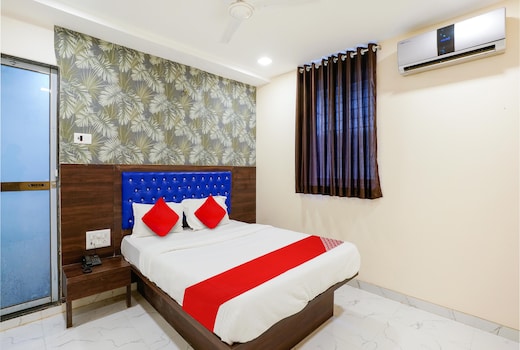 Hotel O King Residency Near Bharat Talkies