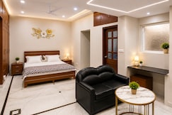 A modern lof, Delhi