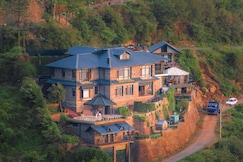 StayVista at Mysty View, Kasauli
