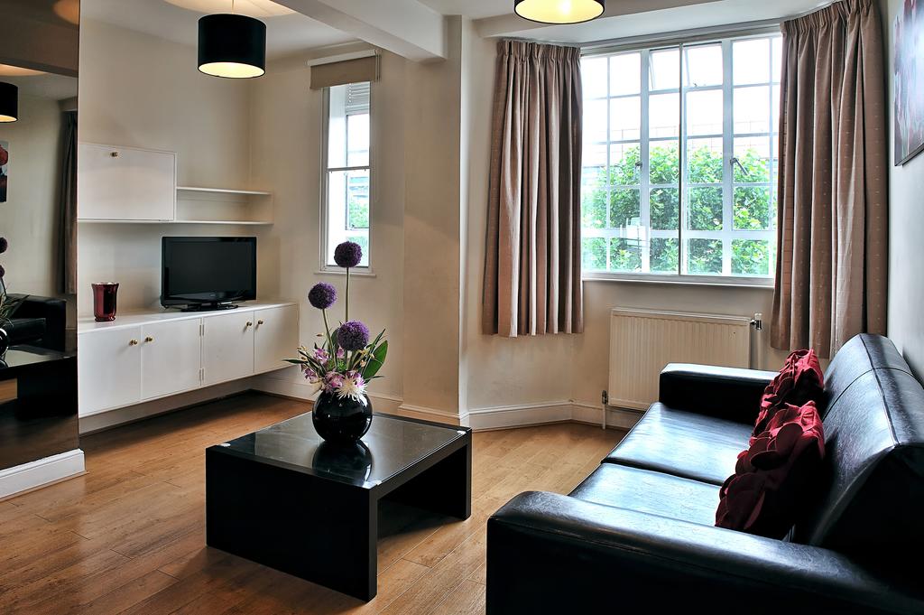 Chelsea Cloisters Serviced Apartments - Tap to explore photos