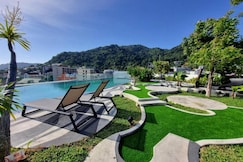 Mercure Phuket Patong Journeyhub, Phi Phi