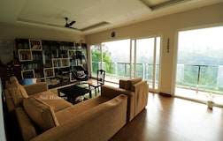 Living Room (Upper Floor)