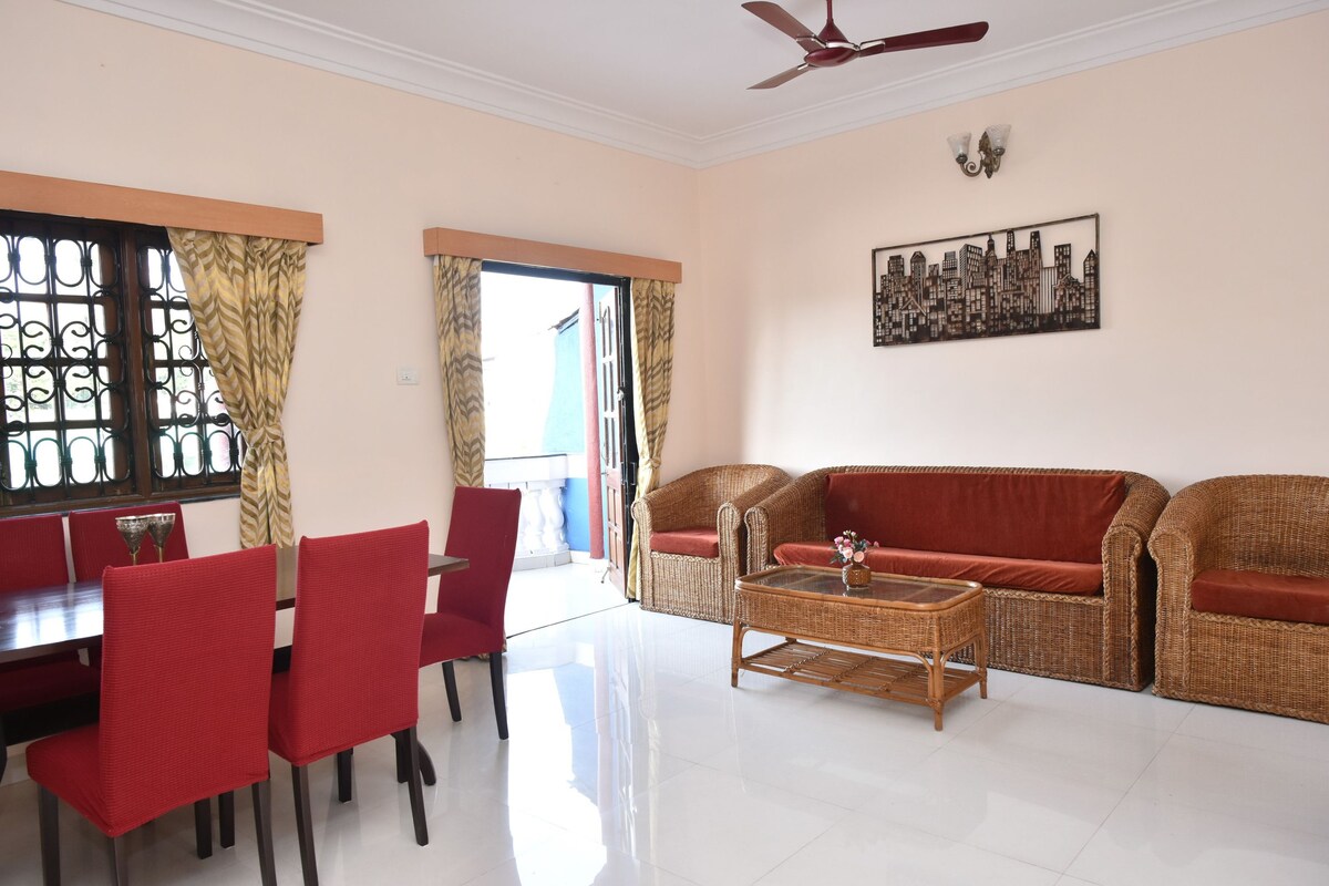 Casa Sonora 2bhk apt in dona paula - Tap to explore photos
