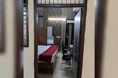 Hotel O Dollar Hotel, Greater Noida