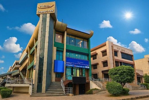 Hotel IP Swarn Near Anand Vihar Vaishali Ghaziabad