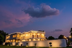 Royal Heritage hotel, Chatra