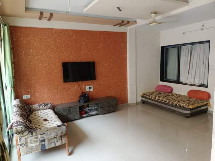 Rajeswari appartment - Tap to explore photos