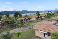 Nana Jungle Resort Near Chitwan National Park, Lumbini