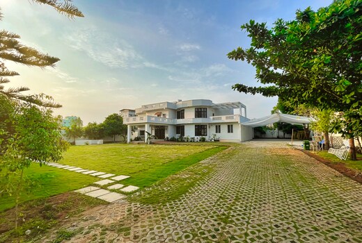 Vistara Villa