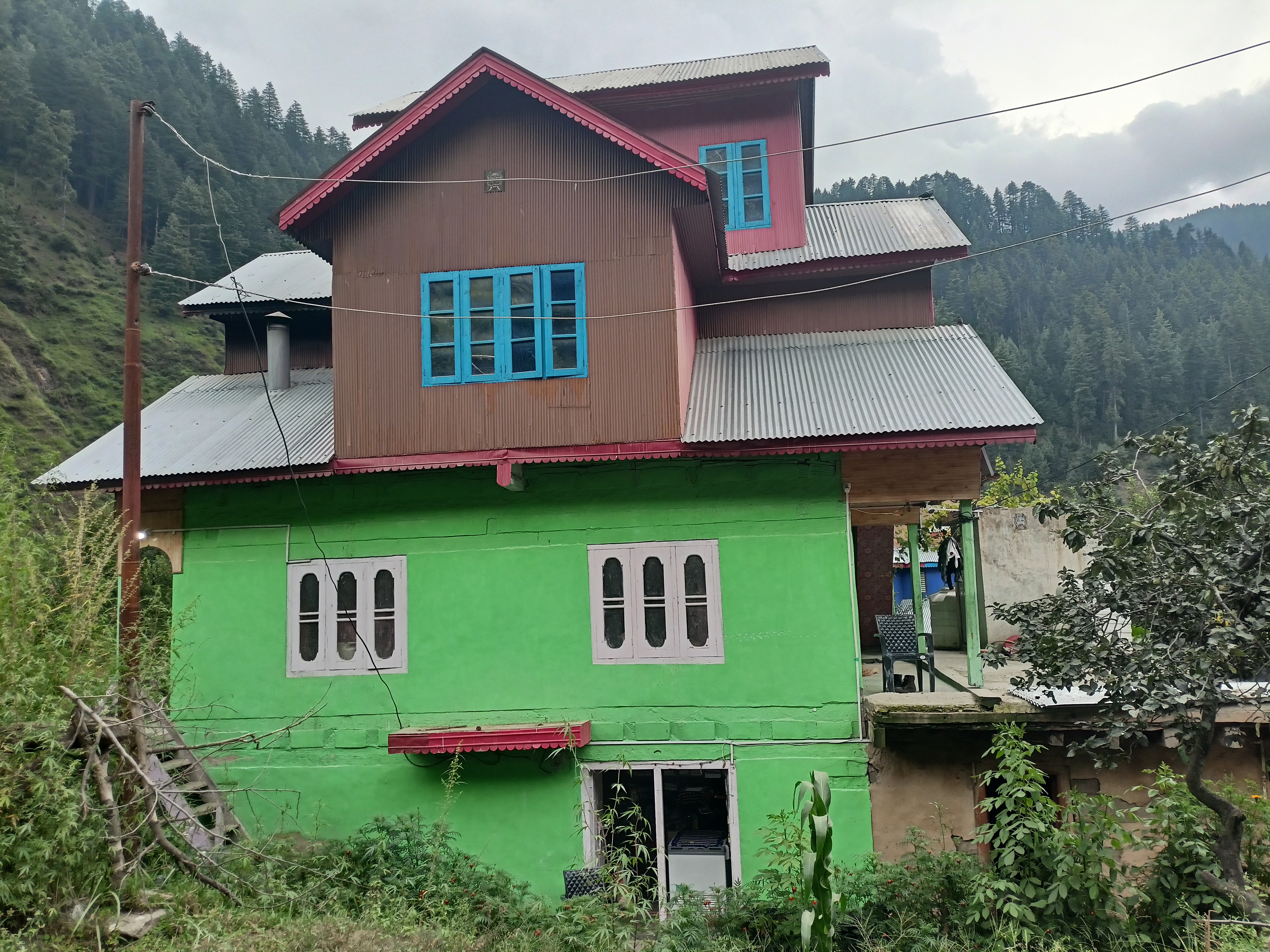 Dessa Inn Homestay - Tap to explore photos