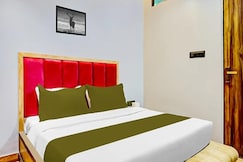 FabHotel Arya, Pune