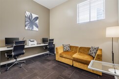 Best Western Plus LA Mid Town Hotel, Los Angeles