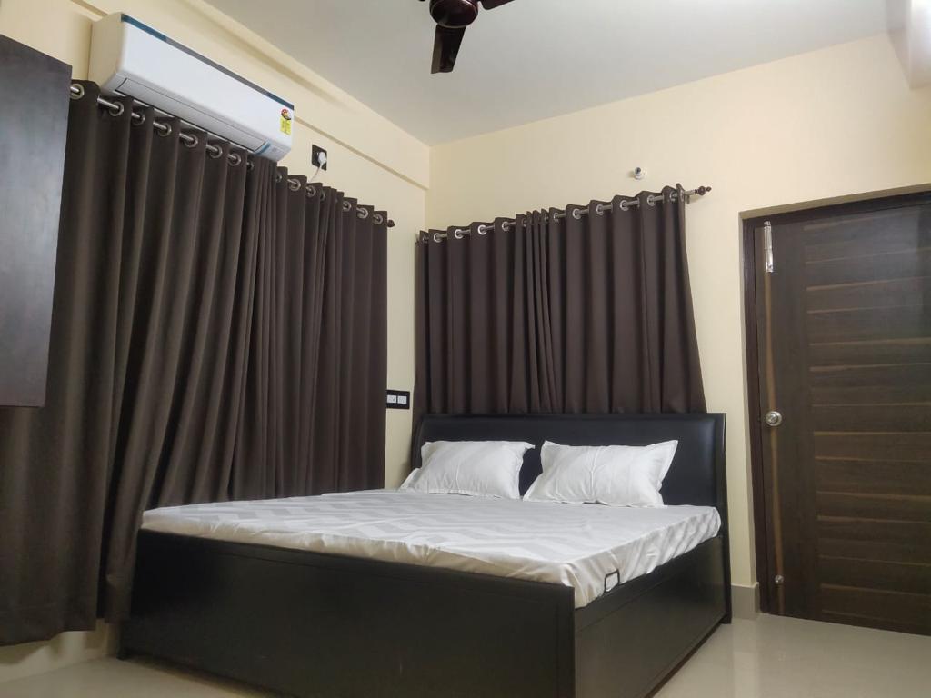 Nestmate Guest House - Tap to explore photos