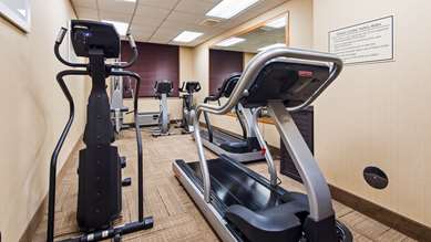 Best Western Airport Inn & Suites Cleveland - Tap to explore photos