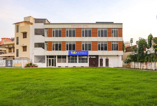 FabHotel Samriddhi