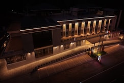 Johns Regency, Thiruvalla