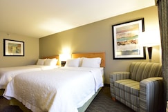 Hampton Inn and Suites Petoskey, Algoma