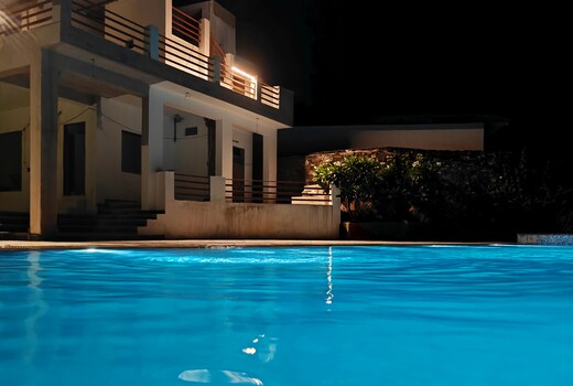 The Jungle Gate Villa