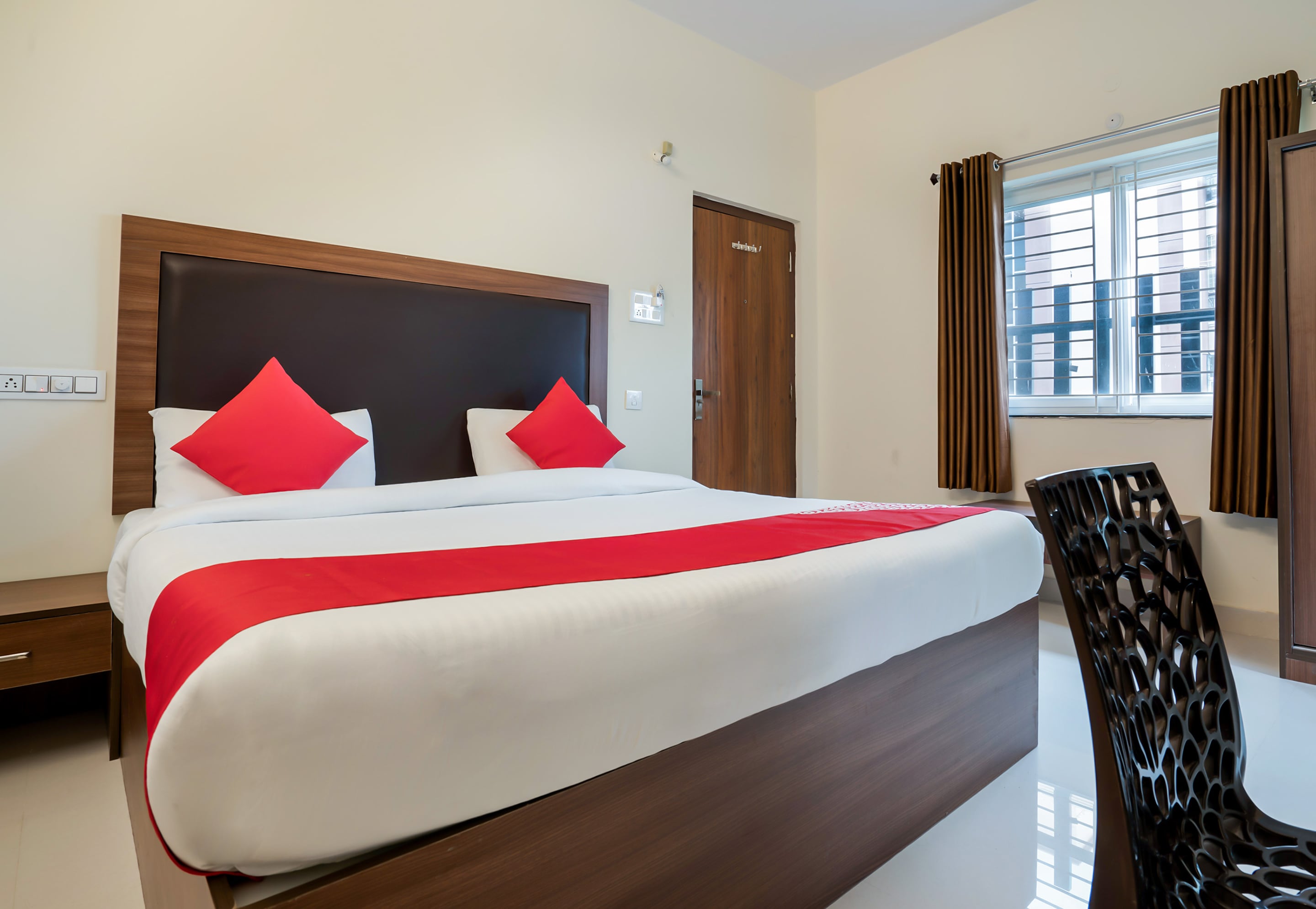 Hotel O Gokul Grand Near SR Nagar Police Station - Tap to explore photos