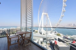 ELIVAAS Curated Ain Dubai Panorama: 3BR with Maid's Room, Dubai