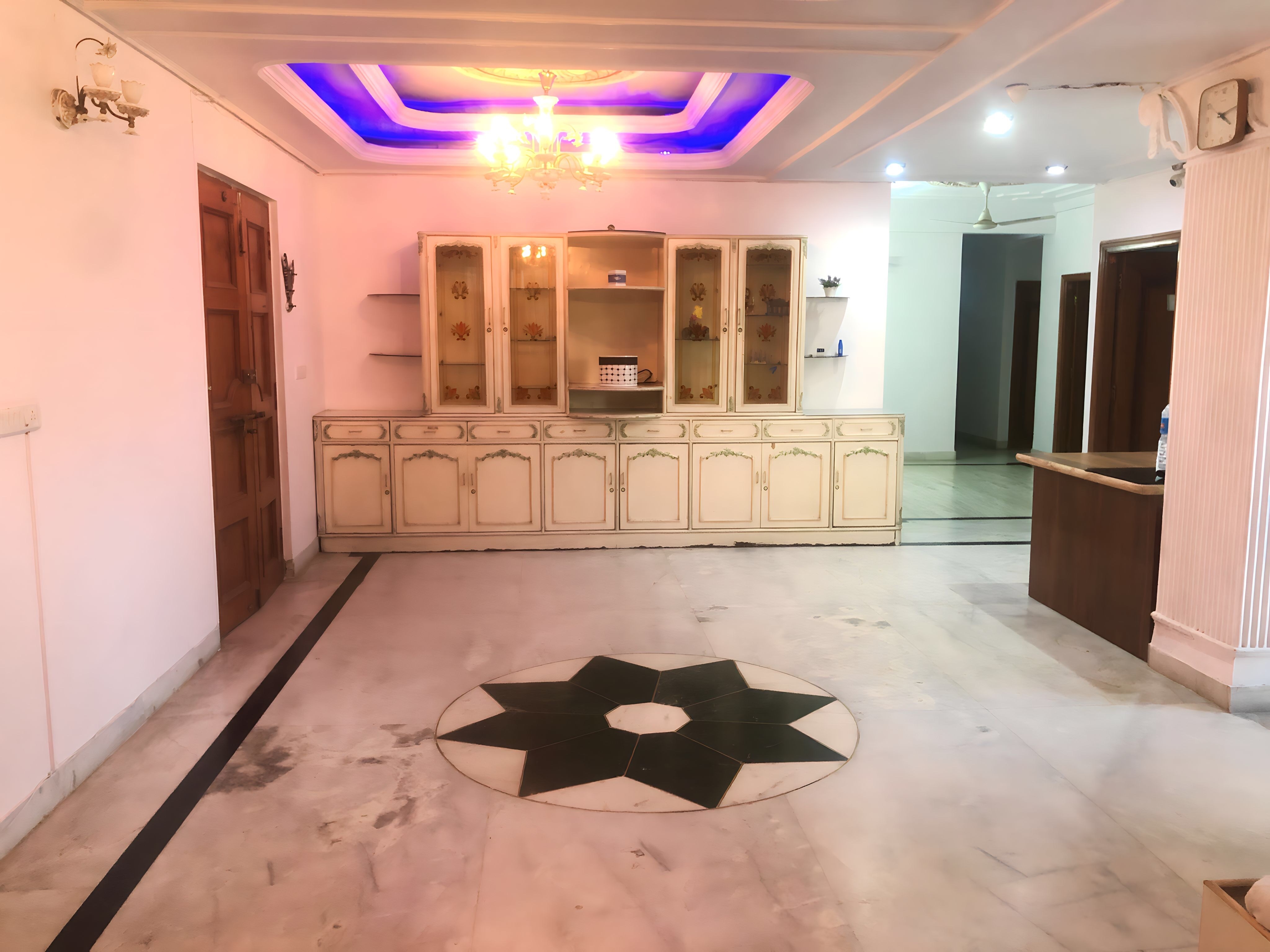 Jaipur Hostel - Tap to explore photos