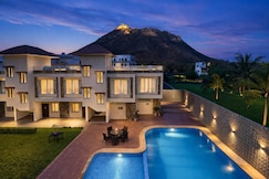 Devi Palace - Monsoon Palace View Resort, Udaipur
