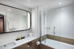 Hilton London Croydon,  London