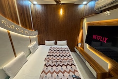 GURUVAYUR DHAM, Mathura