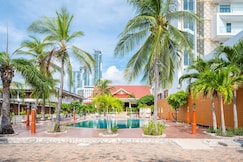 Twin Palms Beachfront Resort Pattaya, Pattaya
