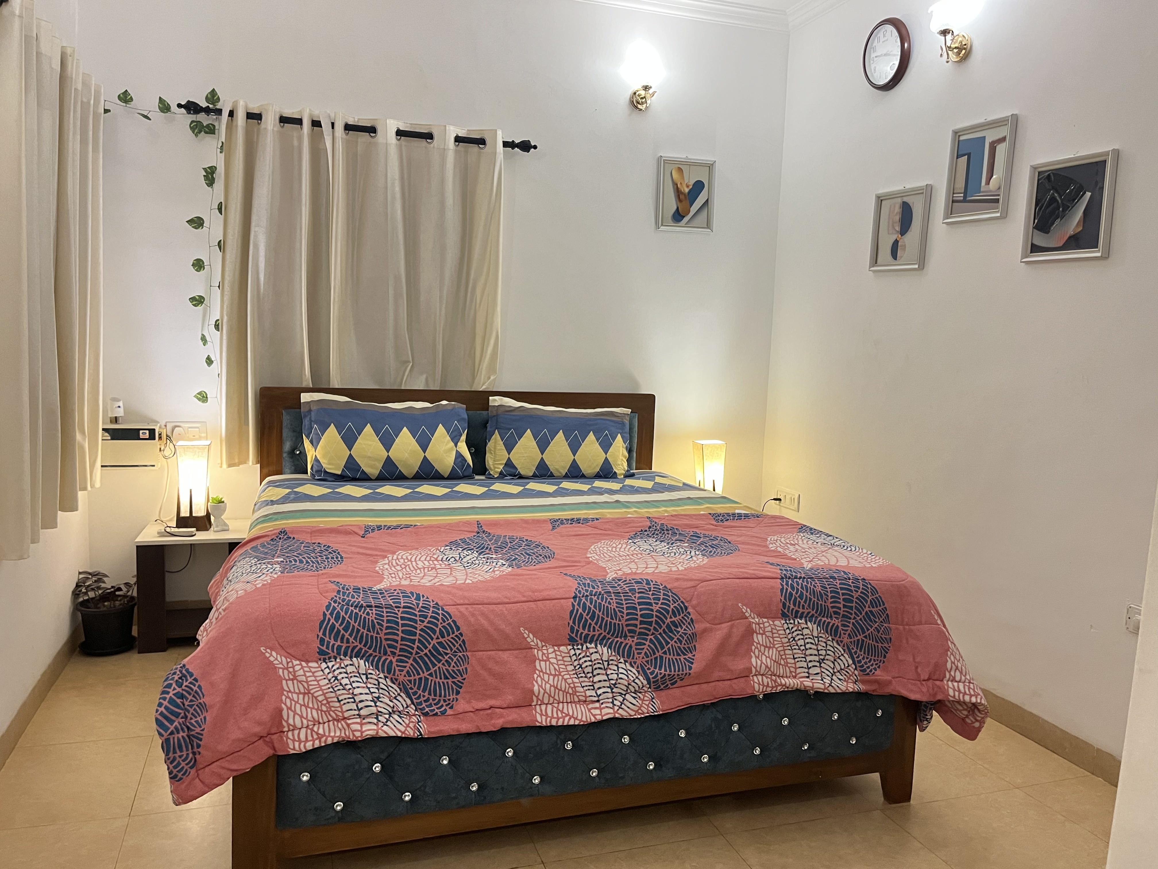 Contemporary 1BHK by Goaround Homes at Vagator - Tap to explore photos