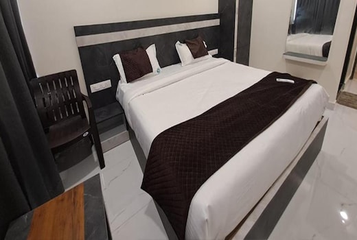 FabHotel Sri Lakshmi Sea Grand