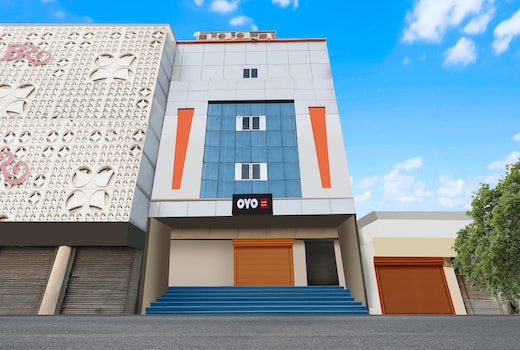 Super Hotel O 83167 Golden Key Inn