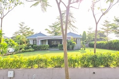 Your Private Luxury Villa Host, Dahegam