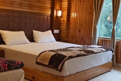 Kirola Divine Retreat : 100 meters from kainchi Dham, Kosya Kutauli