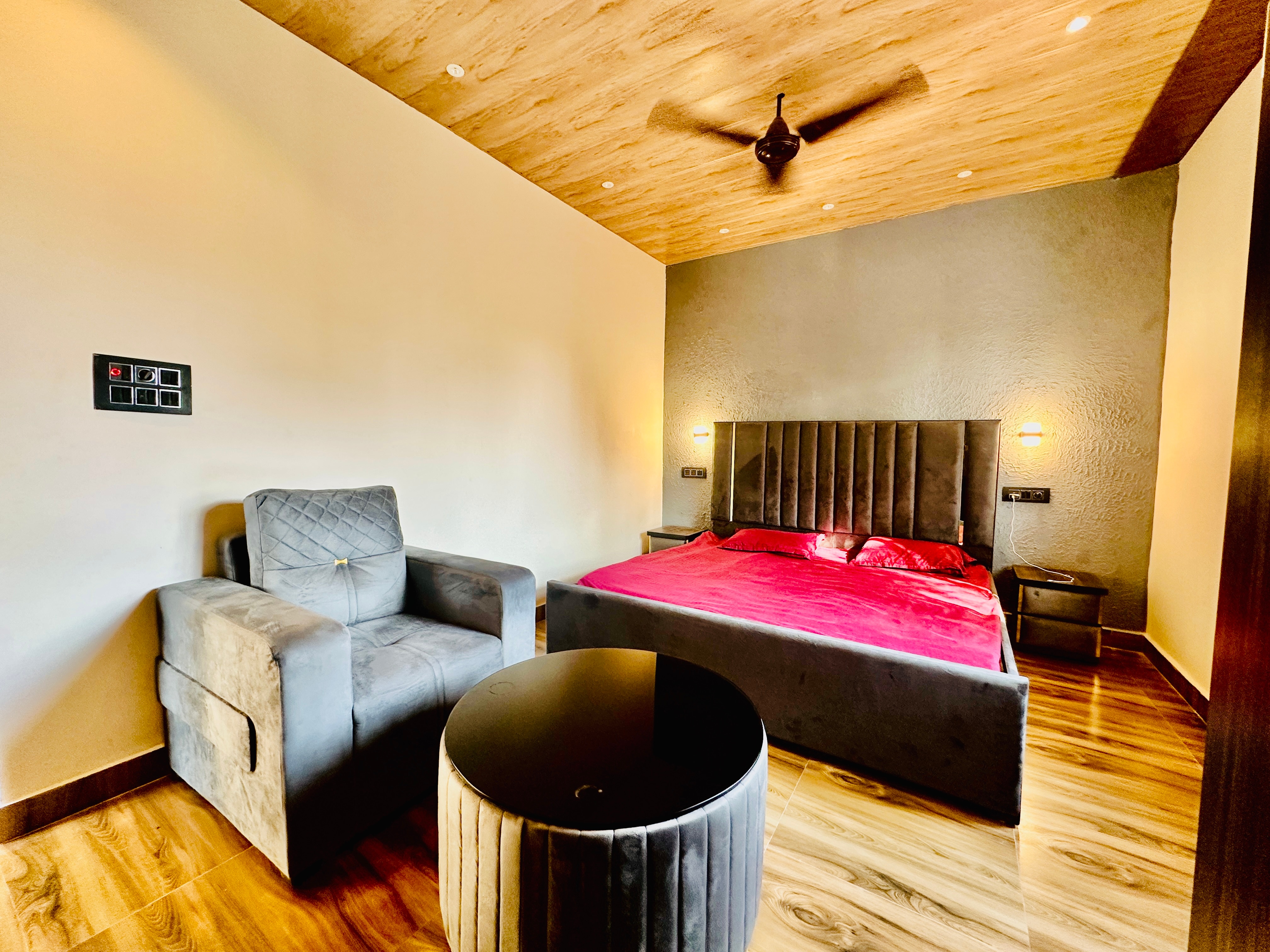 Super Deluxe Room| The Farms by Vaaranya Group - Tap to explore photos