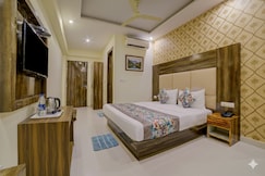Smart Lax Hotel At Delhi Airport, Delhi