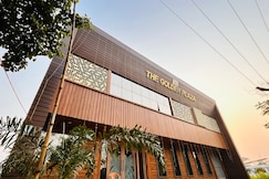 The Golden Plaza, Siwan